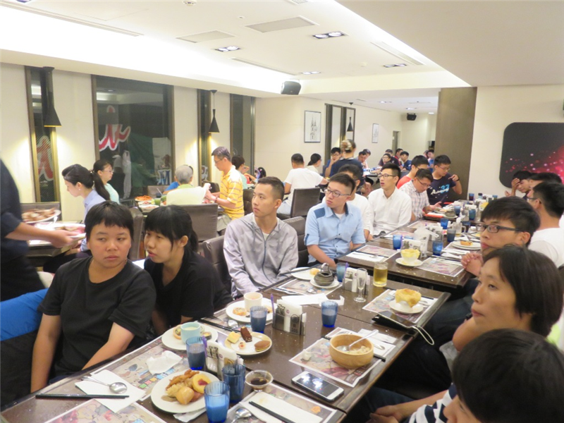 官兵專心聆聽局長致詞