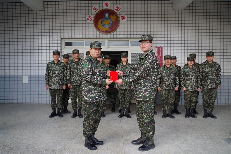 指揮官致贈加菜金
