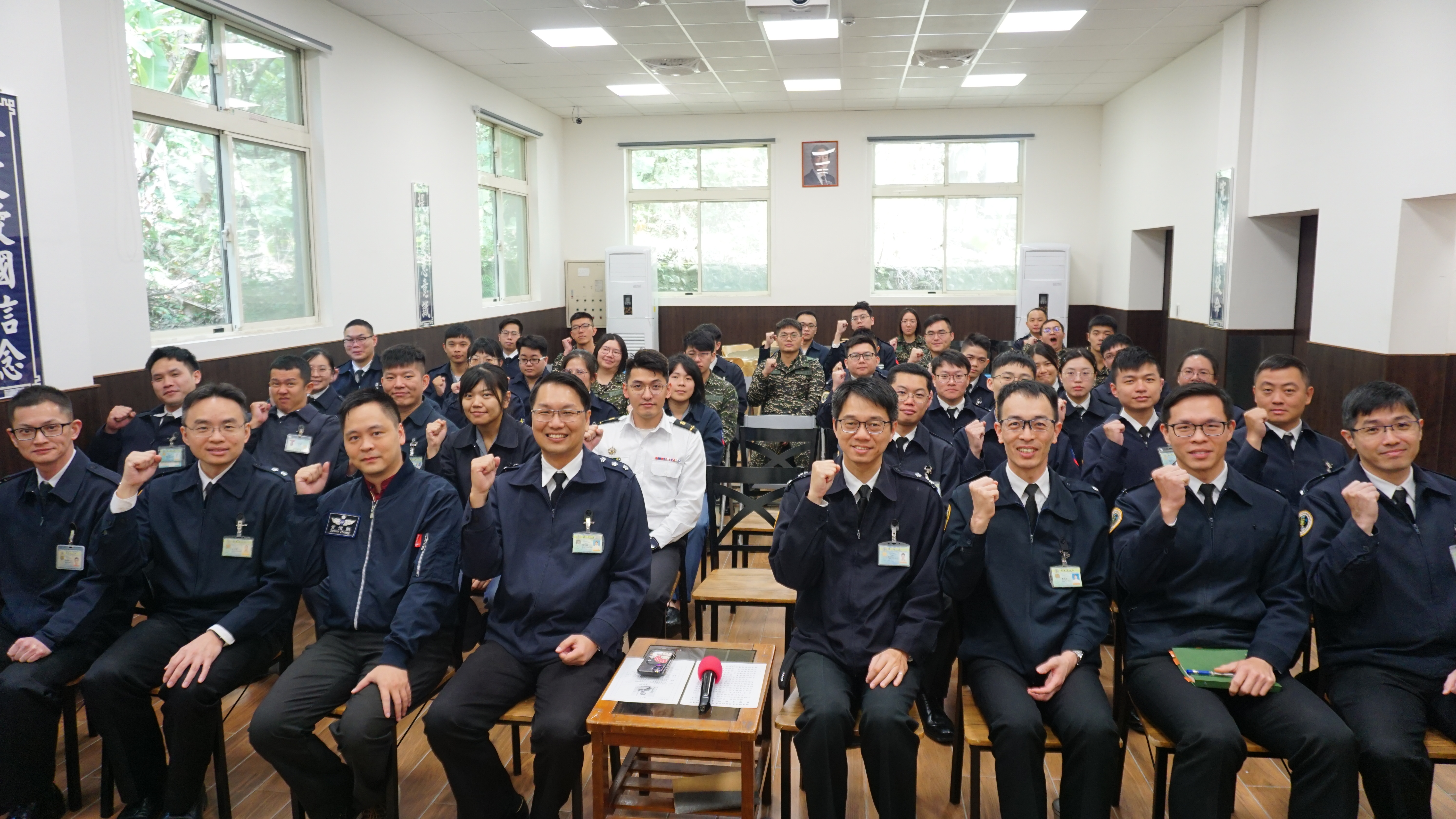 通指部邀請黃信凱講師舉行115年度上半年心輔專題講座。