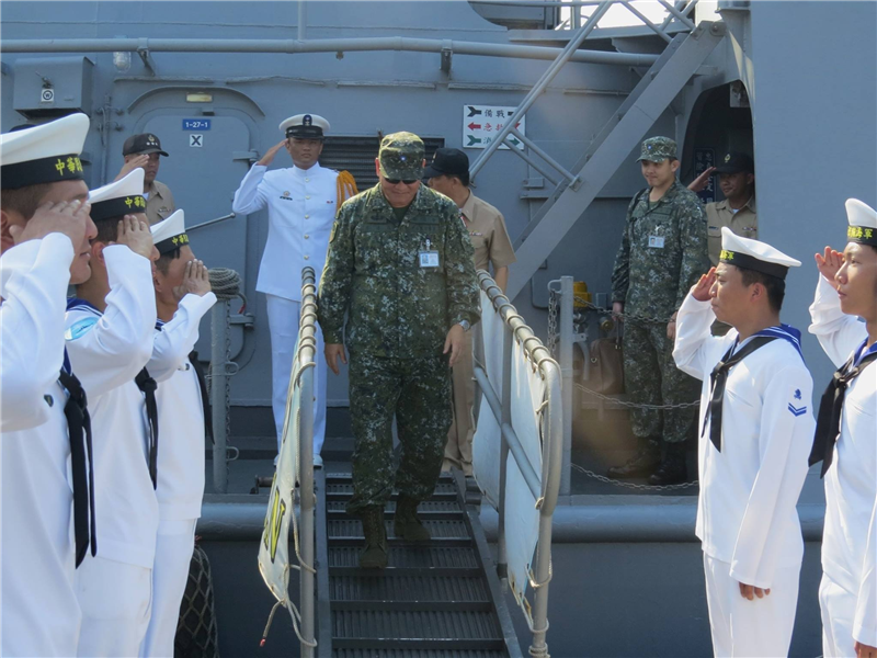 2017-09-14_陸軍副司令至海軍一三一艦隊視導海上動態操演 - 海軍動態 - 中華民國海軍