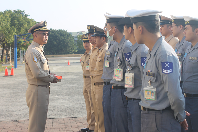 第二大隊大隊長王中校勉勵單位人員傳承新訓精
