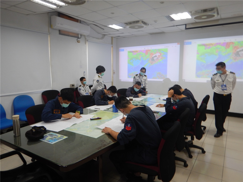 The Meteorological Section conducts a weather chart competition.