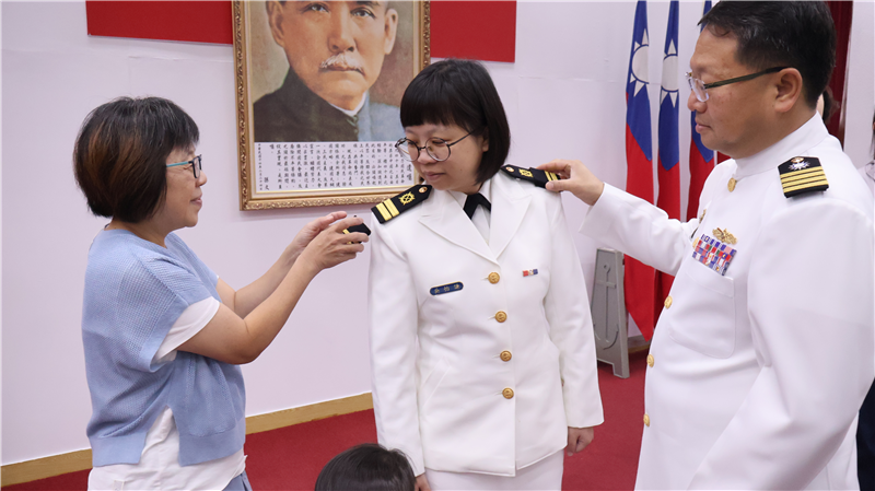 吳上尉