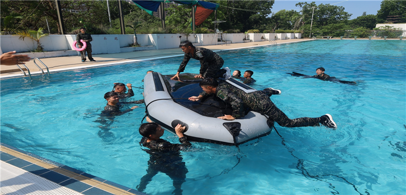 Capsized boat recovery training was conducted.