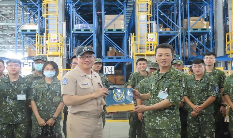 海軍補給總庫辦理友軍共進之實錄