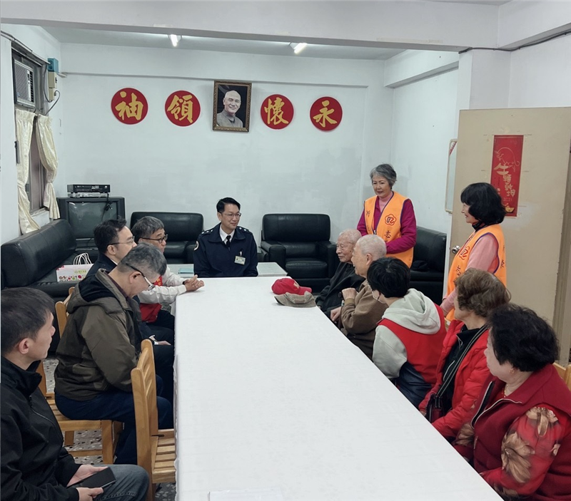 指揮官陳上校至中和新莊舉辦聯繫會議暨春節慰問。