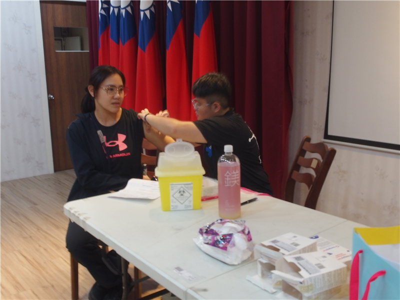 The Naval Combat Systems Facility Conducted the annual Influenza Vaccination.