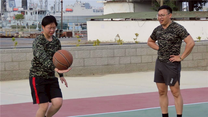 海軍左營兩棲履車保修工廠趣味競賽凝聚團隊情誼