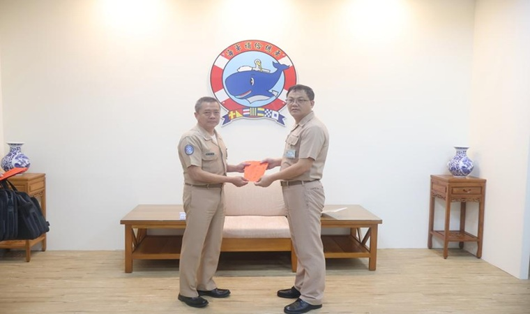 First-Half Supervisory Inspection and Dragon Boat Festival Troop Visit at the Naval Supply Depot.