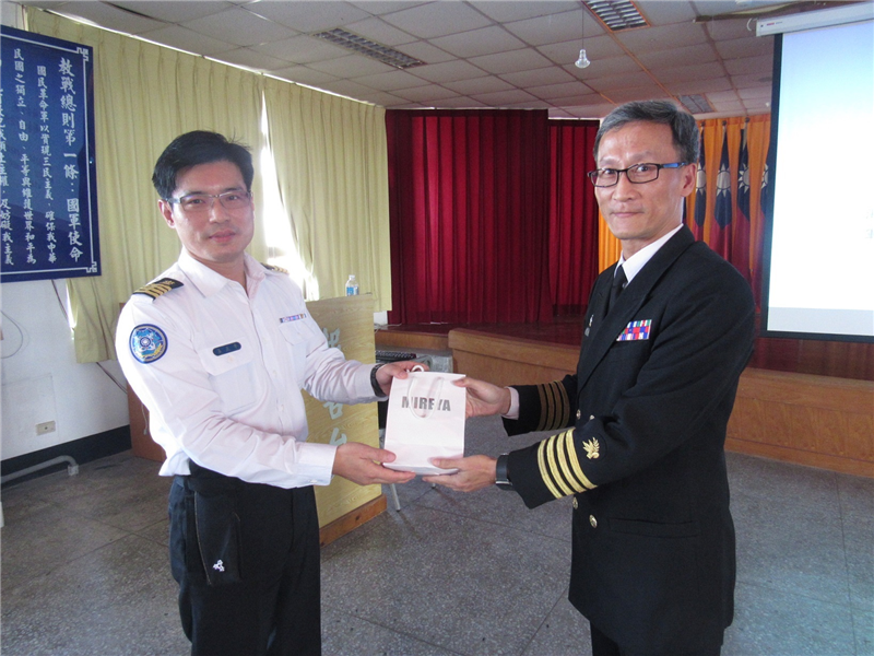 海軍補給總庫舉辦「軍法治教育」活動