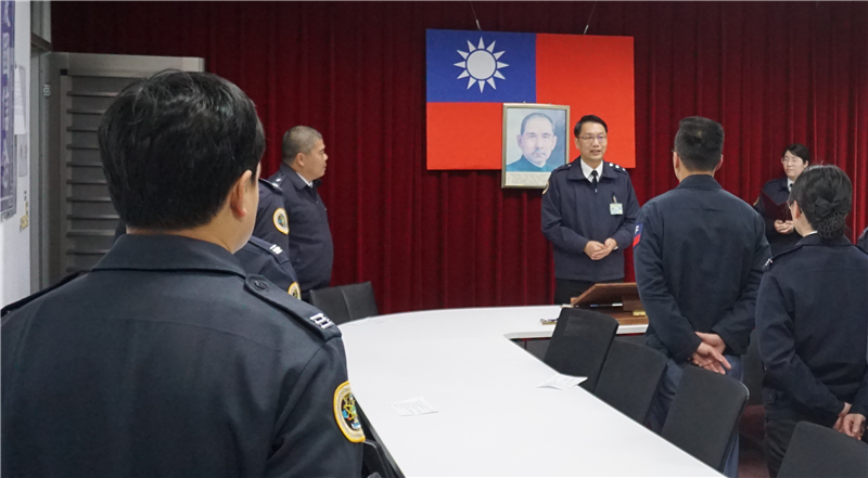 指揮官陳上校主持114年新春團拜恭賀同仁事事順利福運常駐