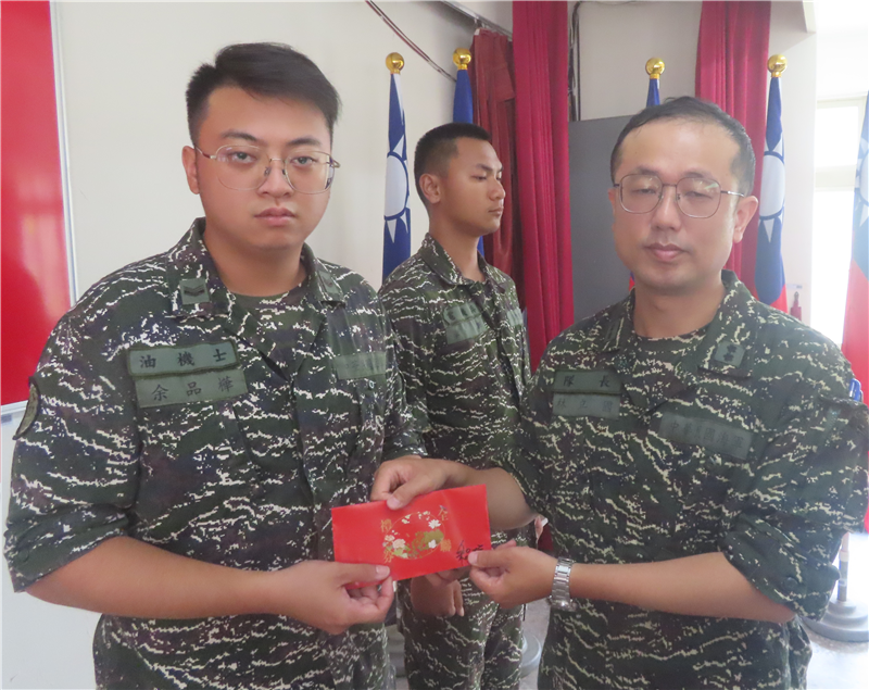 海軍左營通信隊7月份績優人員頒獎典禮